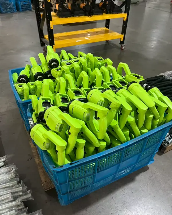 Napa Pembangun ing Afrika Pilih Peralatan vibrator konkrit JOINTSEN?